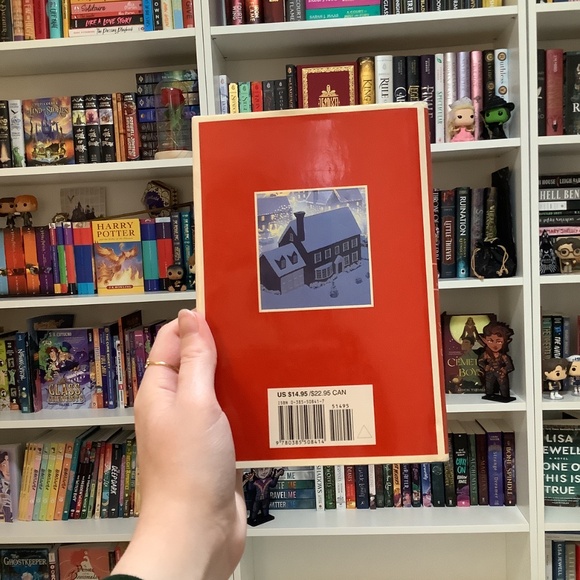 Holiday Book: Skipping Christmas by John Grisham (Christmas with the Kranks) - Picture 3 of 4